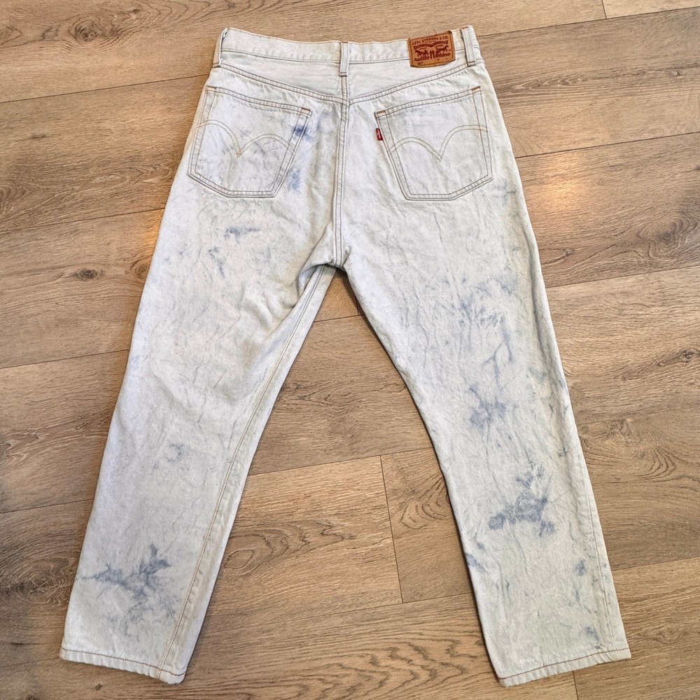 Levi's 501 Jeans‎ Acid Wash Denim Straight Leg Women's Size 30 - Picture 2 of 8